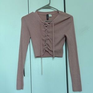 H&M Ribbed Lace-Up Crop Top in Dusty Pink